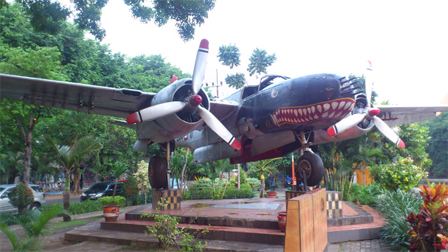 01pesawat-taman-prestasi