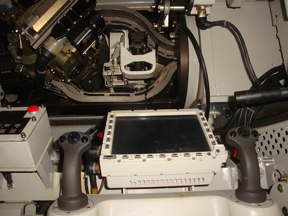 Transporter_Rosomak_inside_A_103