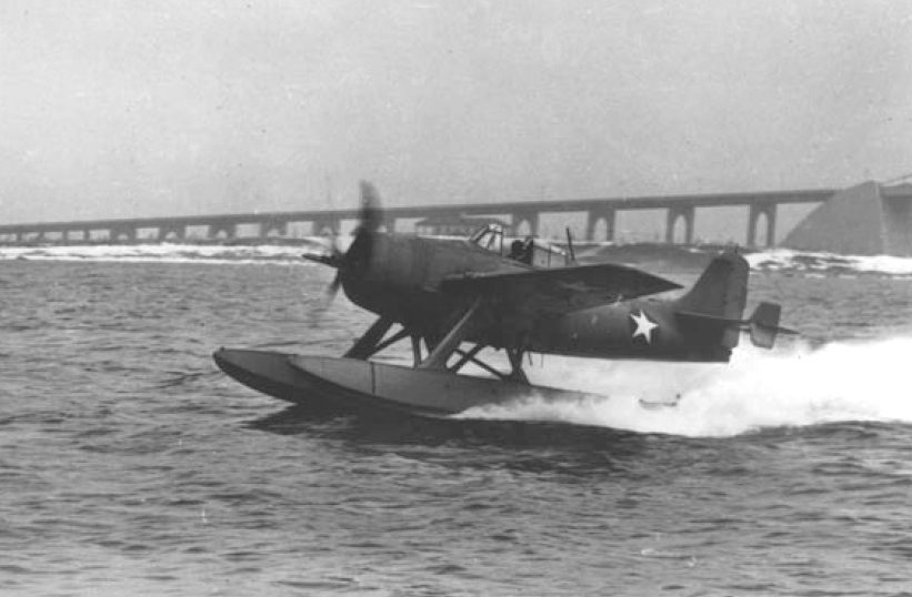 F4F-3S_Wildcatfish_takes_off_near_NAS_Norfolk_1943