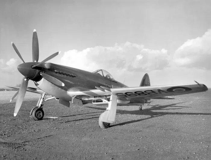 Supermarine Seafang F.32