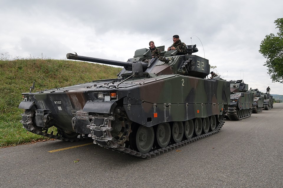 Swiss_Army_-Pz_Bat_29(30149627231)