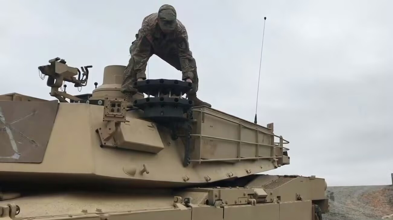 22713a94646fb74fc2acb08e2c4b8321