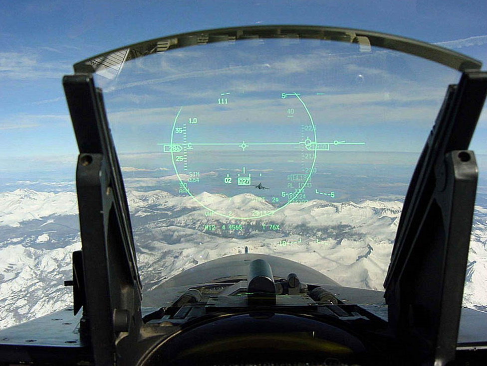 f-16_fighting_falcon_hud