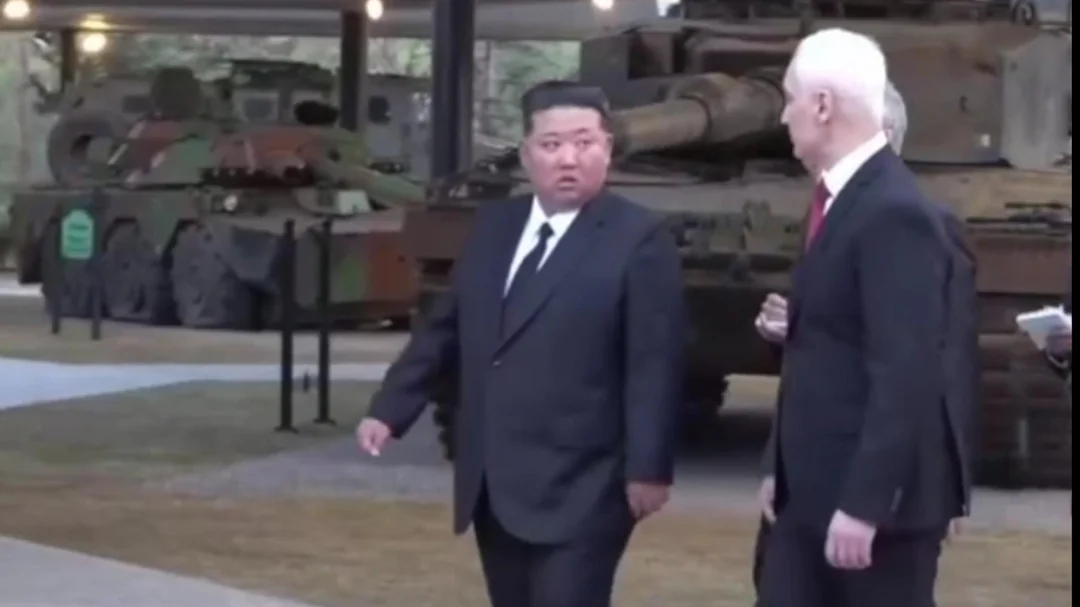 leopard-tank-and-amx-10-at-the-newly-opened-museum-memorial-v0-77igo546kkxg1