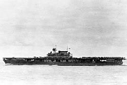 USS_Yorktown_(CV-5)_underway_at_Midway_1942