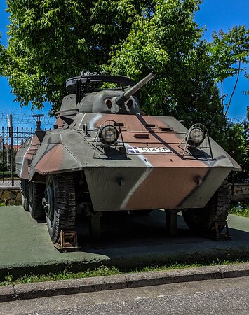 8-m8-light-armored-car