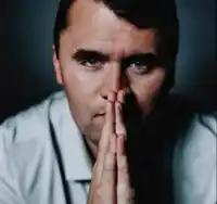 charlie-kirk-praying