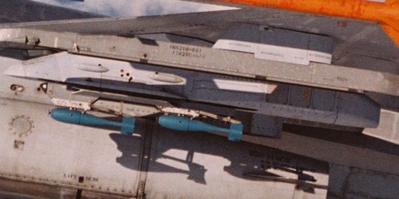2157_023579