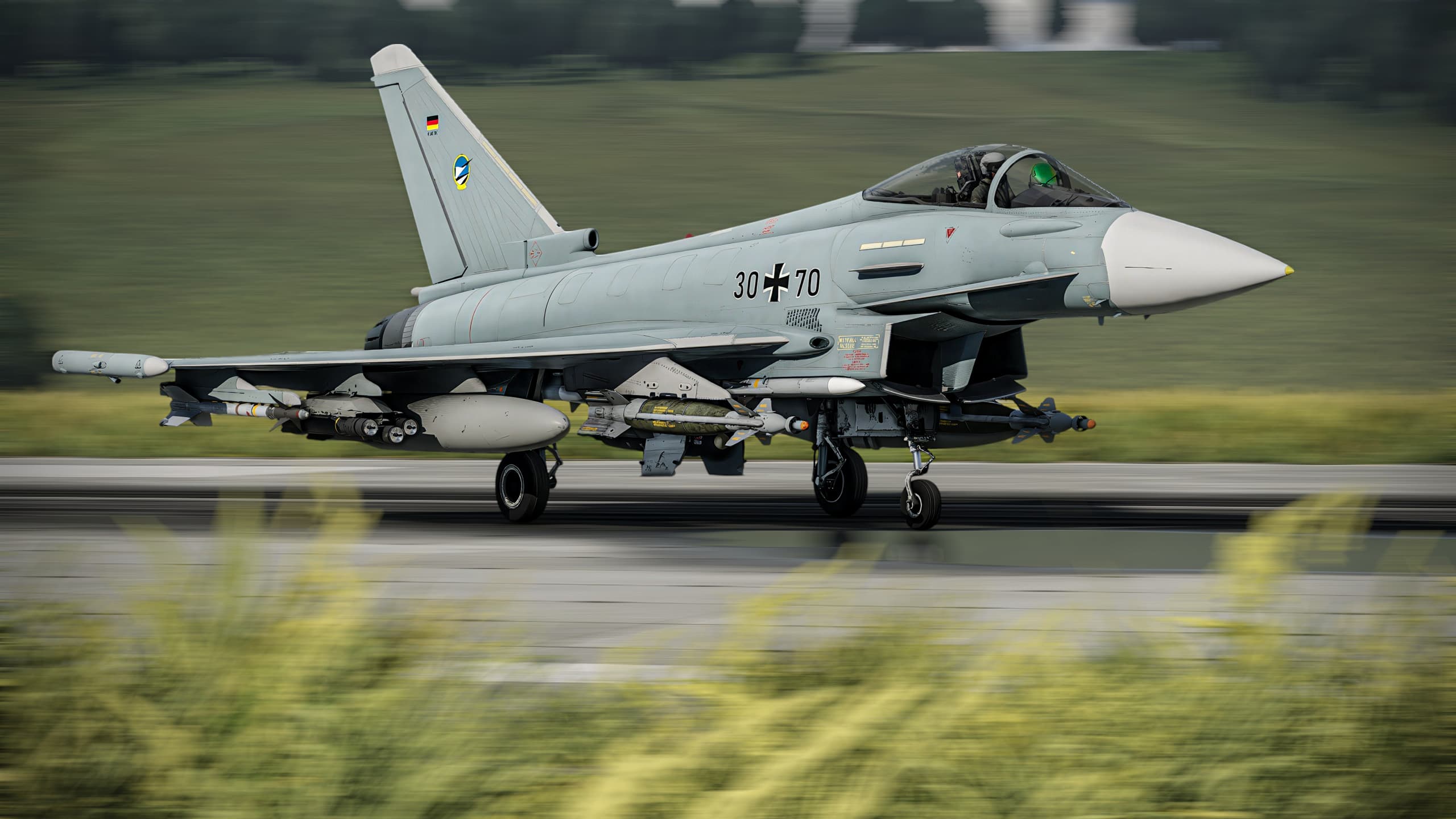 Eurofighter Typhoon Landing Eurofighter Typhoon Landing