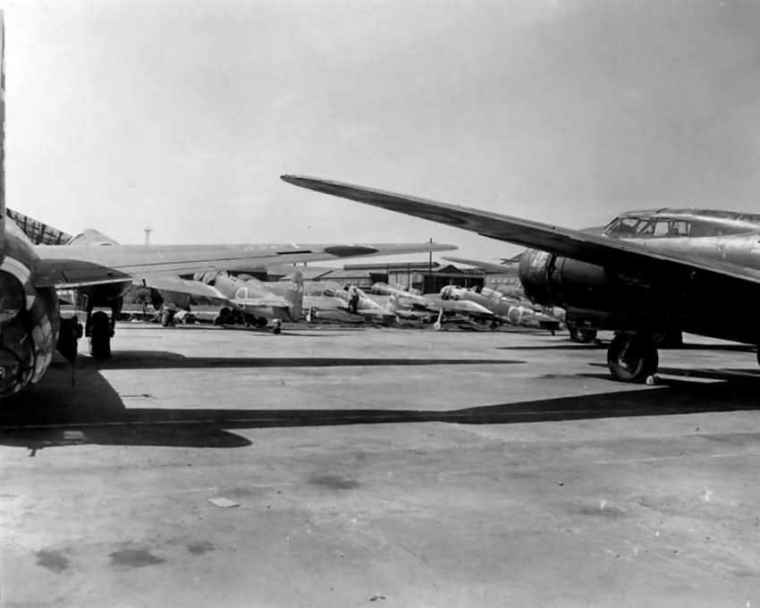 Mitsubishi_G4M_Betty_1945