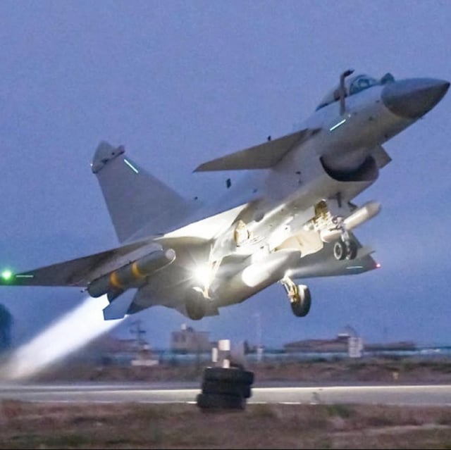 some-spicy-paf-j-10c-pictures-1170x824-v0-gh8c13ytjs7a1