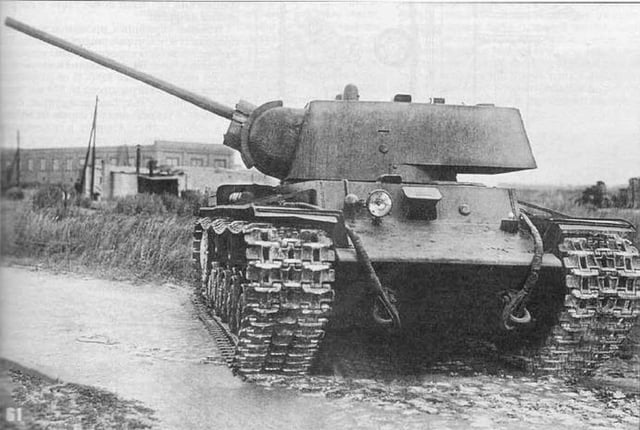 soviet-kv-1-57mm-prototype-heavy-tank-destroyer-notice-the-v0-rpRWV6-SVhheKBUbVroNIWjVJ4FaFsJ0VCyDEZbUZa0