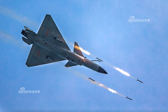 90mmrocket13