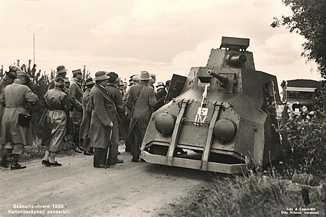 1935