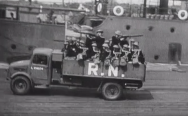 Bedford OYD Land Ship Fully-Loaded