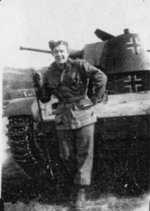 Screenshot 2026-06-11 at 20-23-27 Reddit - https __preview.redd.it_one-of-the-polish-7tps-known-as-the-beutepanzer-pzkpfw-7tp-v0-k4wa6ykme7z81.jpg width 400&format pjpg&auto webp&s 807d5a9c9c28b9ed0792b0edc3b33543d08d2731