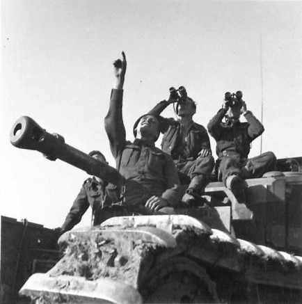 IWM (BU 856) copy