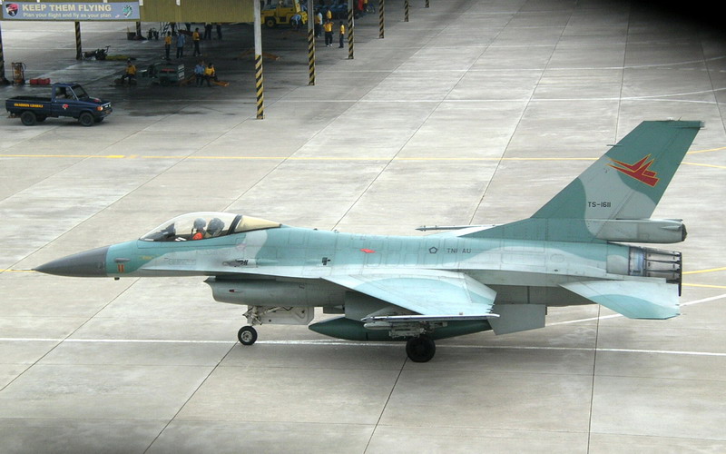 TS-1611