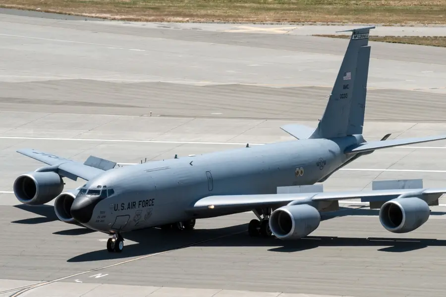 us-kc-135-stratotanker-jpg