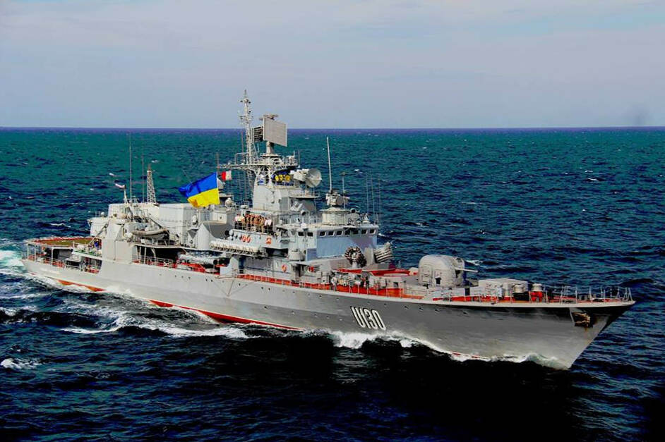 Ukrainian_navy_frigate_Hetman_Sahaydachniy_(26743398421)