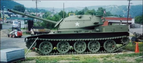 T95E8 (a)
