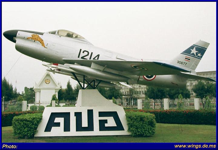 Sabre-12Sqn-02