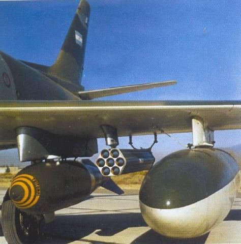 sabre-bombas-g.jpg.725a265007db1f66fcdd64188fe96b96